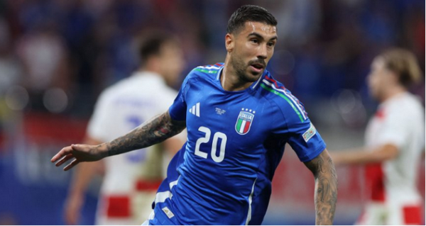 米兰体育-包含欧超杯清晨再迎强敌，皇家社会刷新队史纪录，主帅态度——态度坚定，球队文化再被提及的词条