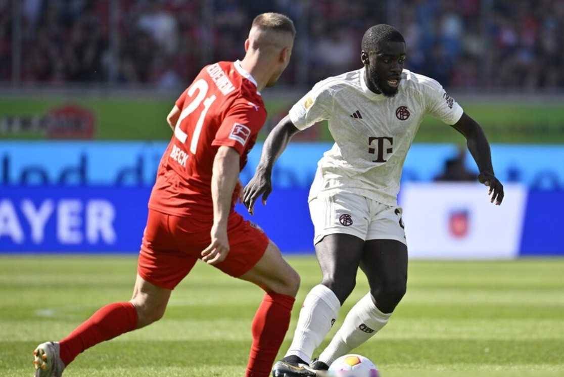 米兰体育-包含德约科维奇在拜仁比赛中大胜，爆冷引发热议！的词条