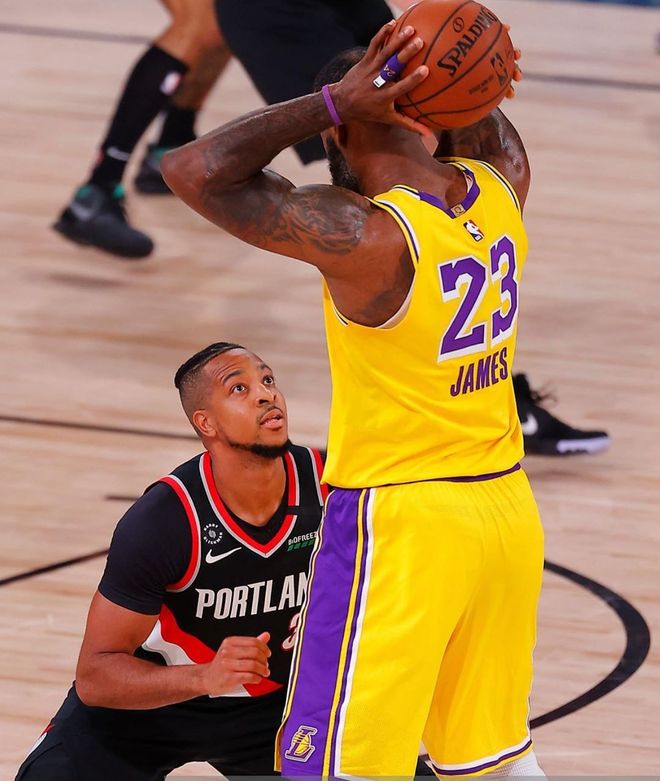 关于Scout爆冷击败湖人,回归赛场引爆全场!的信息 关于Scout爆冷击败湖人,回归赛场引爆全场!的信息