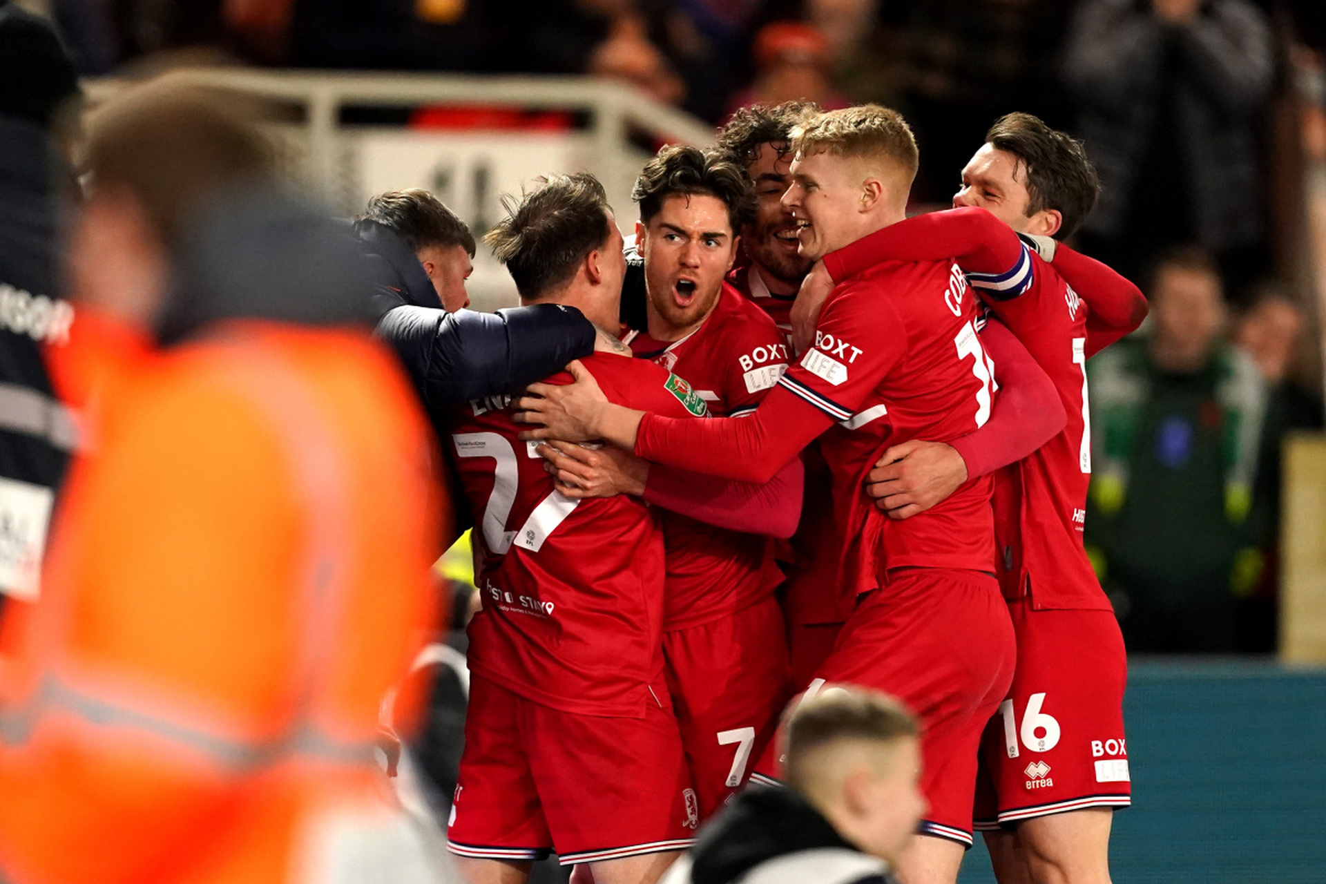 米兰体育-蒂姆在利物浦比赛中赛况扑朔迷离，爆冷引发热议！的简单介绍